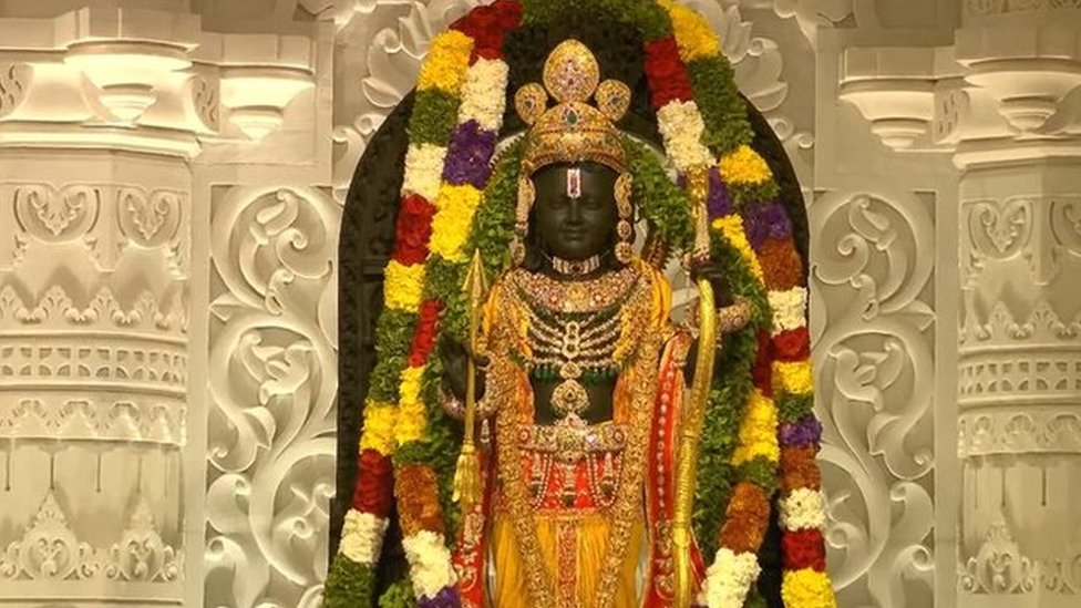 Ramov idol u novom hramu Ajodja