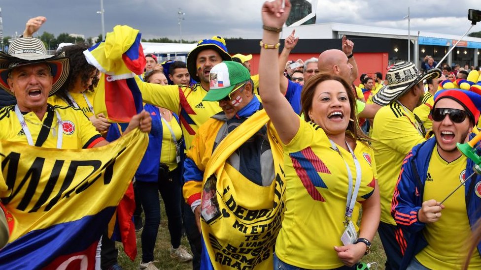 Los aficionados colombianos son mayoría en Moscú.