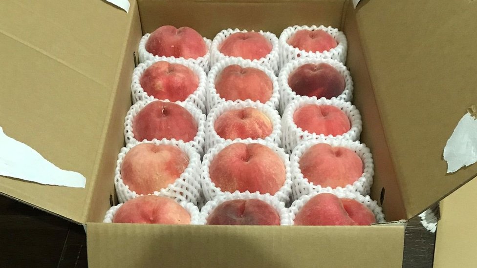 A box of Fukushima peaches