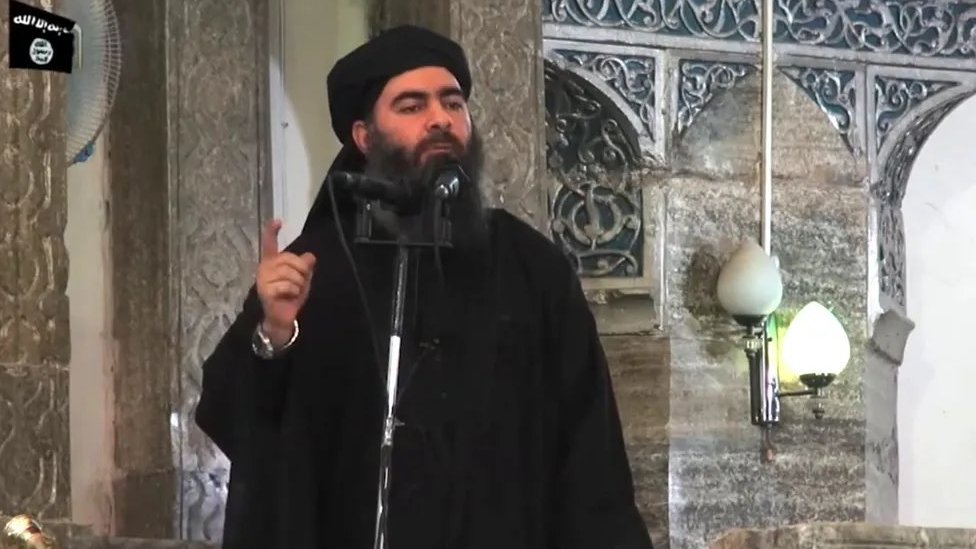 Abu Bakr al-Bagdadi govori u Velikoj džamiji al-Nuri u Mosulu
