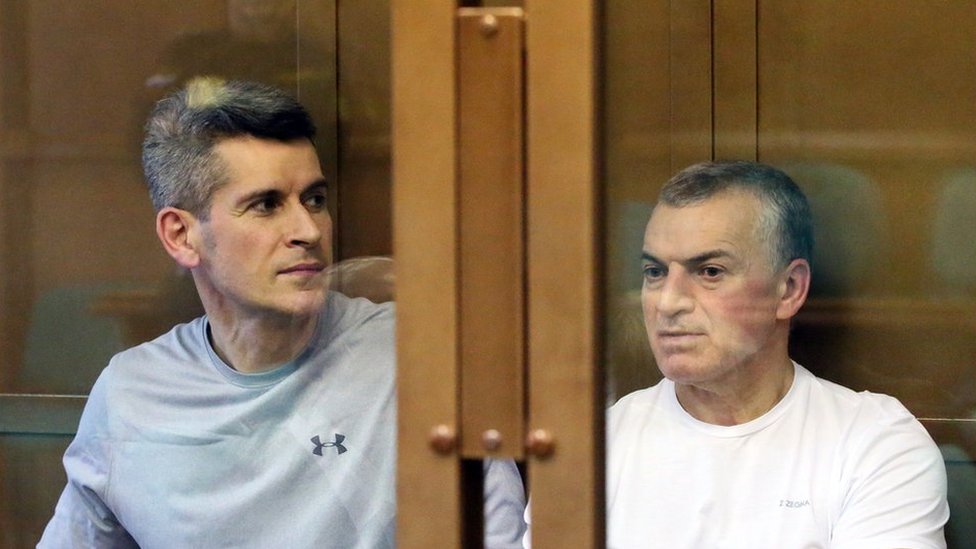 Братьев Магомедовых приговорили почти к 20 годам строгого режима