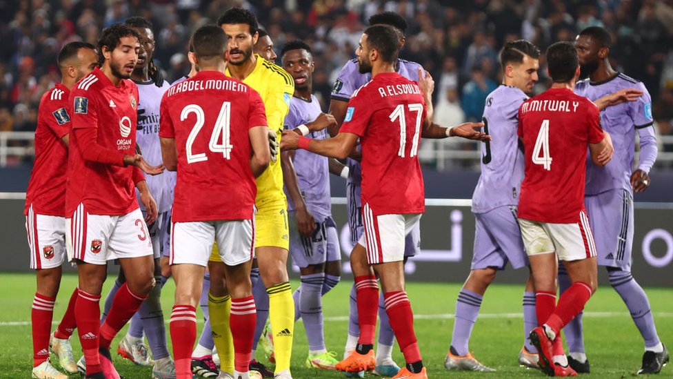 كأس العالم للأندية: ريال مدريد الإسباني يهزم الأهلي المصري ويلتقي الهلال السعودي في النهائي 6 مباراة الأهلي وريال مدريد