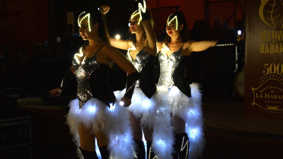 Bailarinas en Cuba