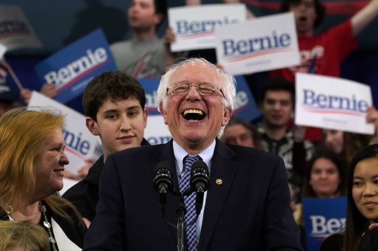 Sanders, New Hampshire ön seçiminde birinci oldu: