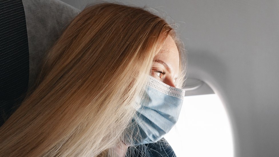 face masks on easyjet flights