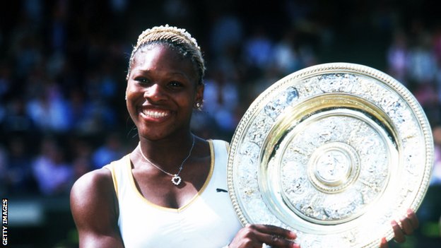 Serena Vilijams je podigla trofej Vimbldona 2002