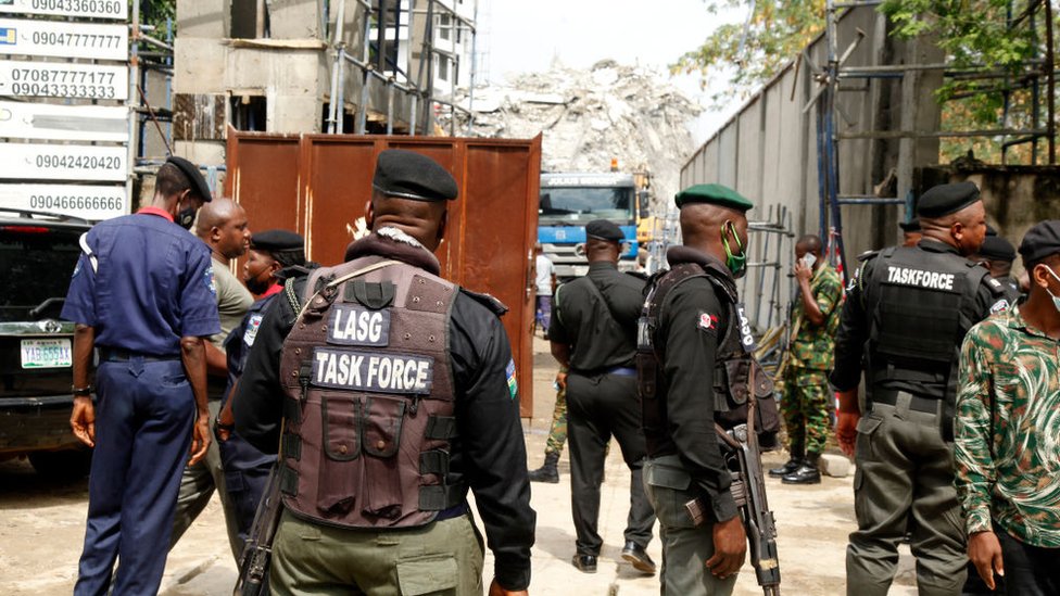 عقيدة الفودو: اكتشاف 20 جثة محنطة في "ضريح مرتبط بها" 2 الشرطة النيجيرية. أرشيف