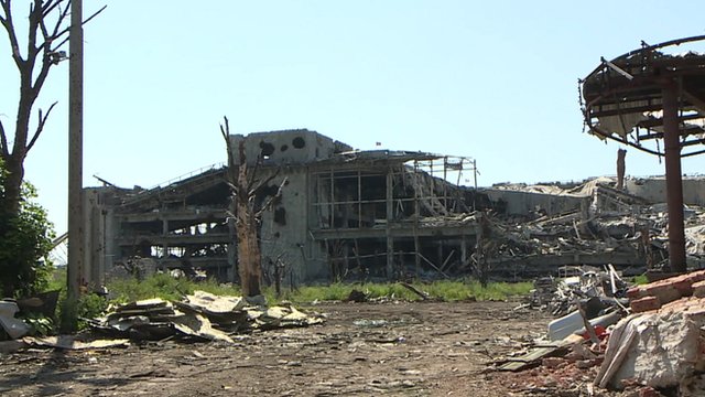 Ukraine: Inside The Devastated Donetsk Airport - BBC News