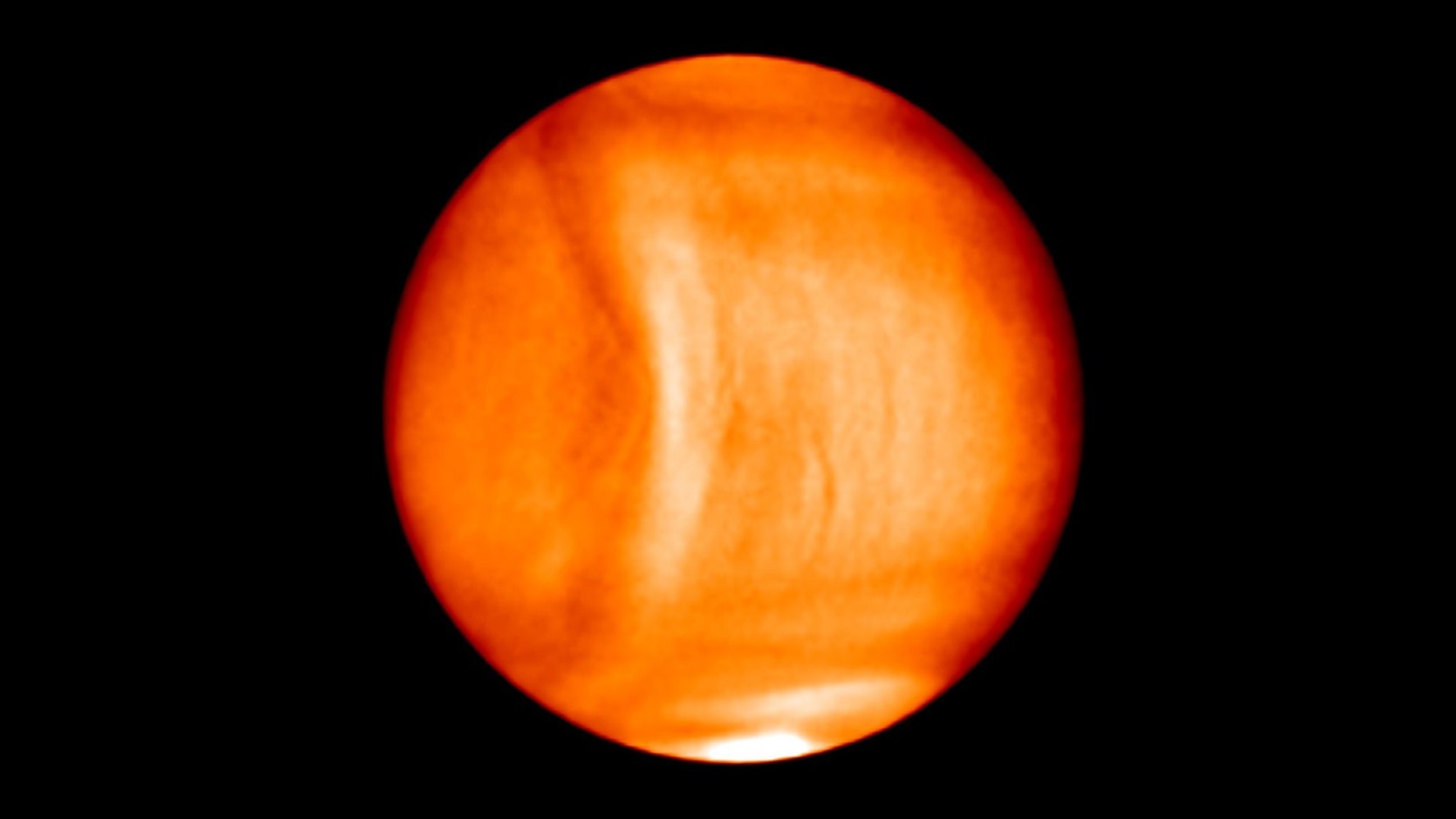 Venus wave may be Solar System's biggest - BBC News