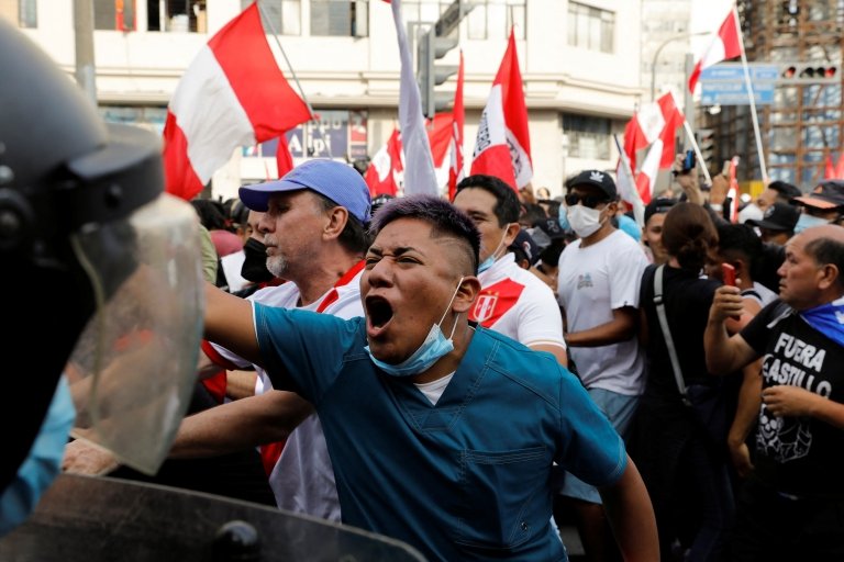 Protesas en Lima