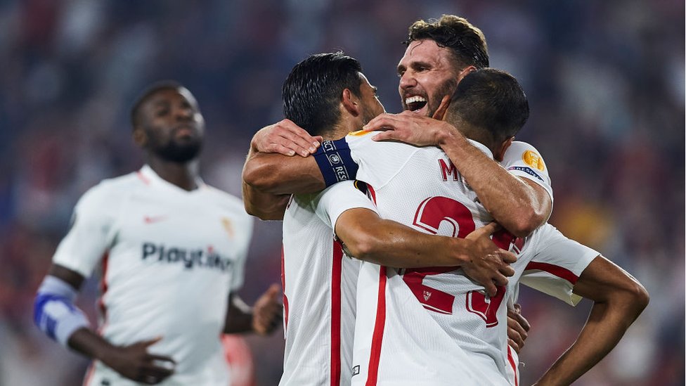 Sevilla kutluyor