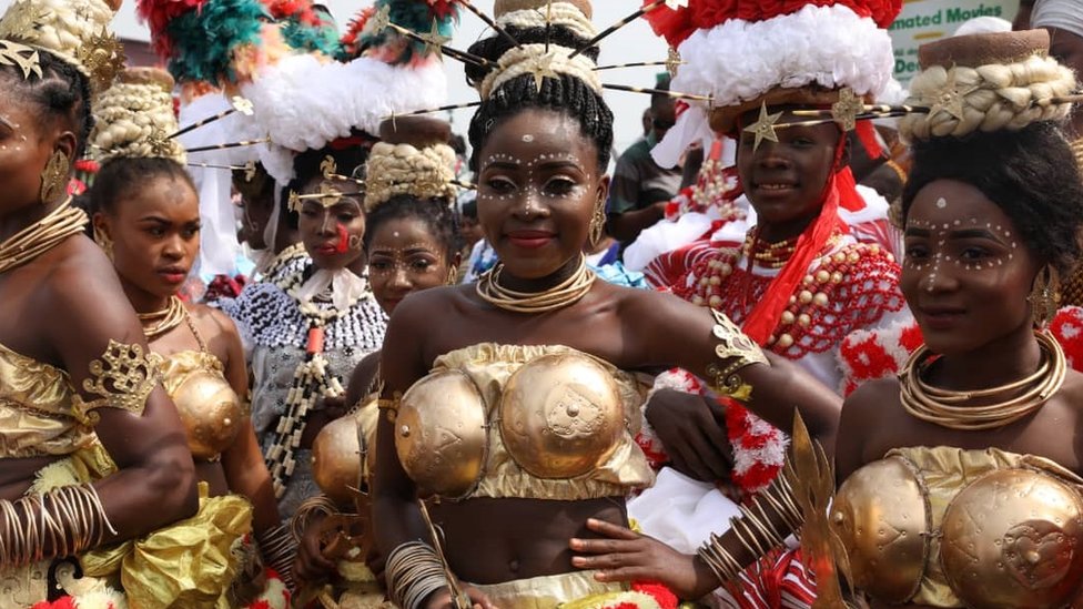 Calabar Carnival 2018: Masquerade, toking drum, many tins inside cultural  parade - BBC News Pidgin