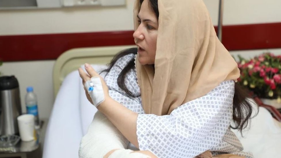 Fawzia Koofi di rumah sakit
