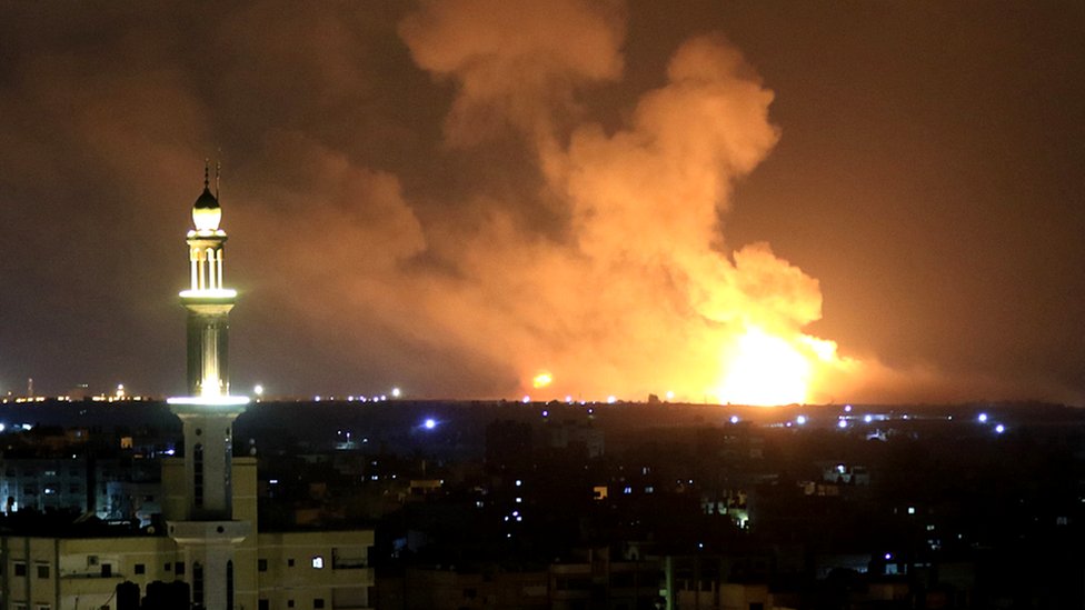 Israel Gaza strikes kill top militants and 10 civilians