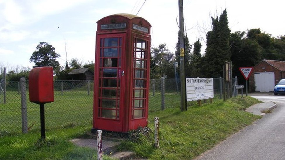 Телефонная будка в Саттоне