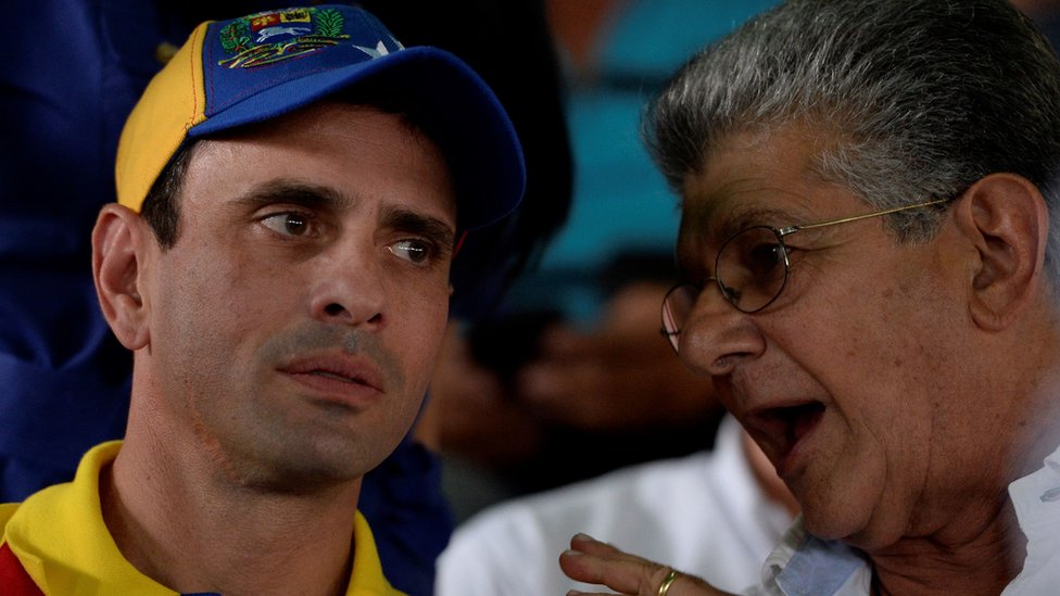 La juramentación ha dividido a la MUD y a dos de sus líderes, Henrique Capriles (izquierda) y Henry Ramos Allup. Henrique Capriles y Henry Ramos Allup