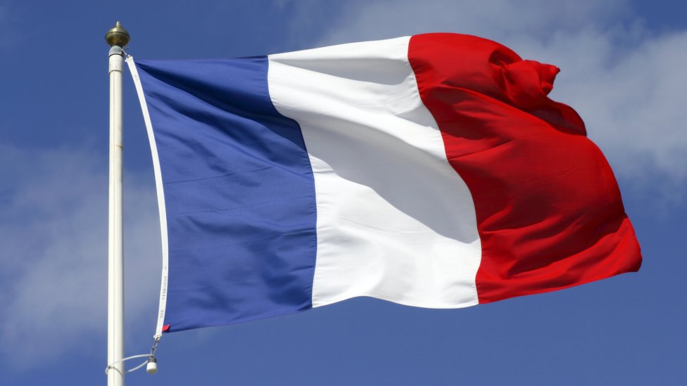 Schools in France to display flags in classrooms - BBC News