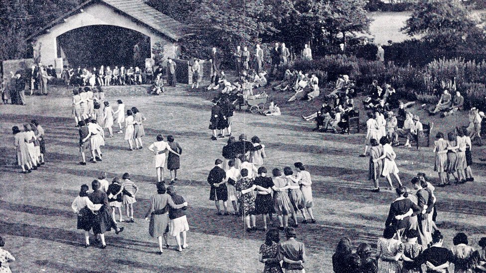 A summer dance in the grounds of Rowheath in 1942