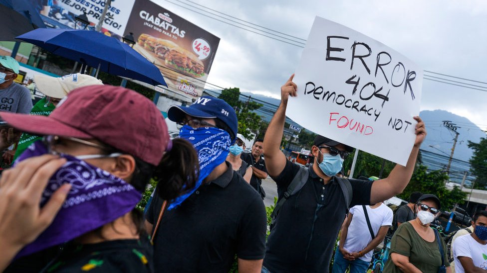 Protestas de este domingo en El Salvador.