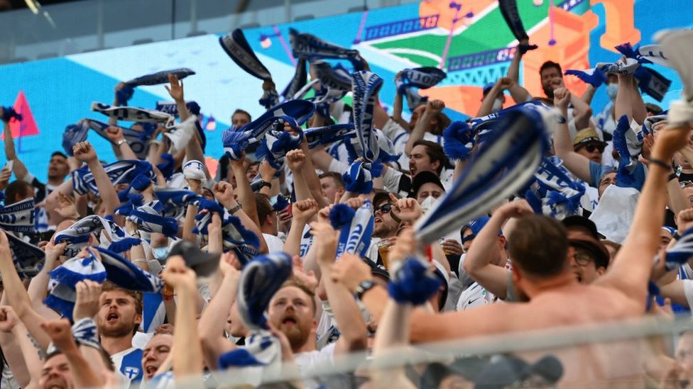 數百名從俄羅斯回國的芬蘭球迷確診新冠病毒。