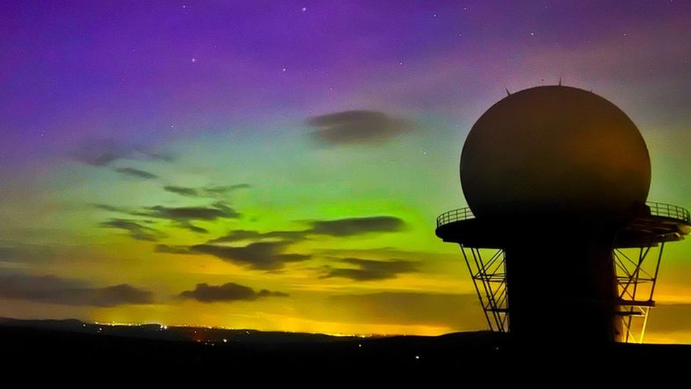 What are the Northern Lights? And how can you see them? - BBC News