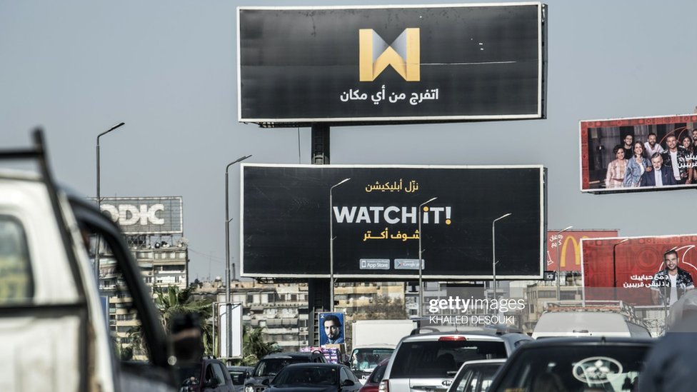 جدل في مصر بشأن حجب مواقع العرض المجانية وانطلاق تطبيق مشاهدة جديد
