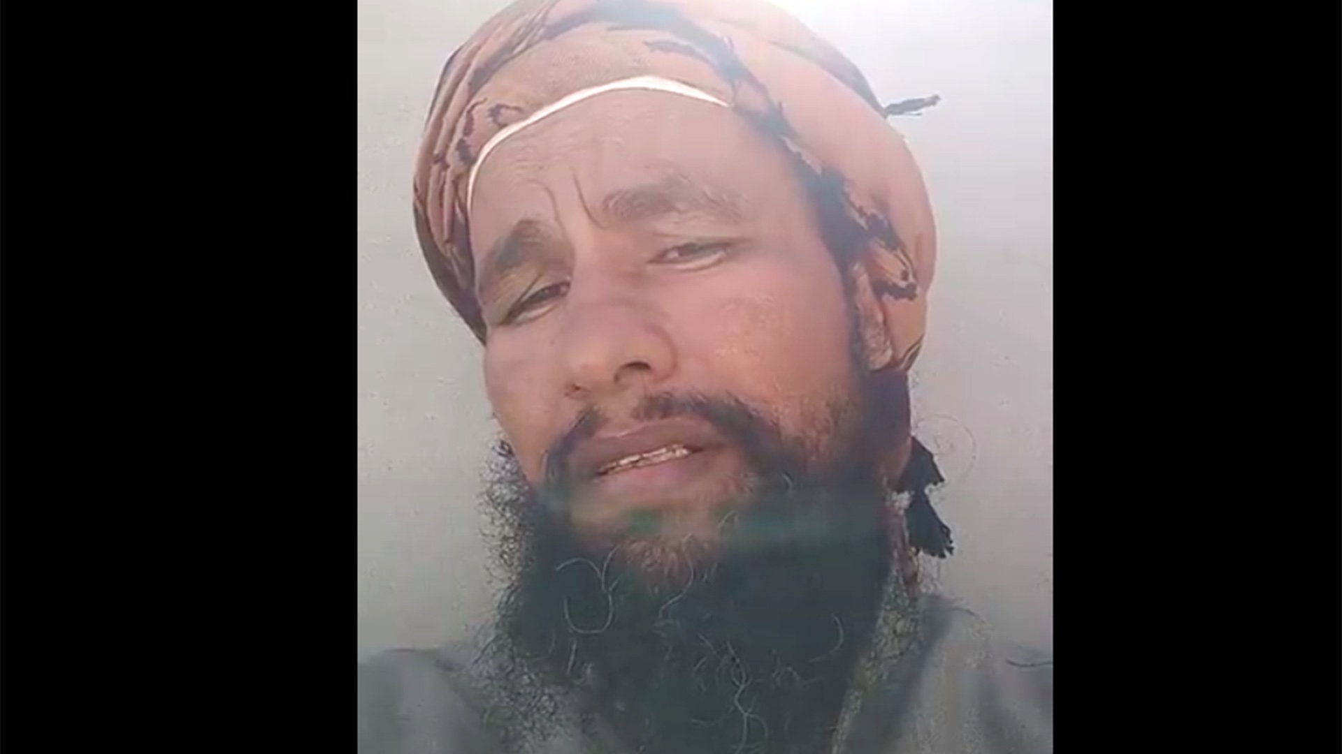 نشر عبد الرحيم الحويطي مقاطع فيديو على الإنترنت يقول فيها إنه يتوقع قتله