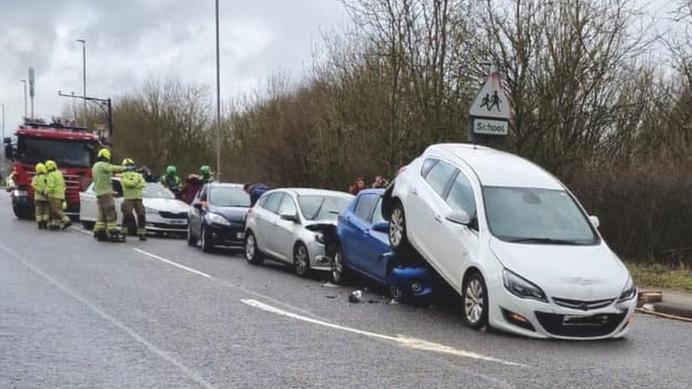 Nottinghamshire Dual carriageway reopens after five car crash