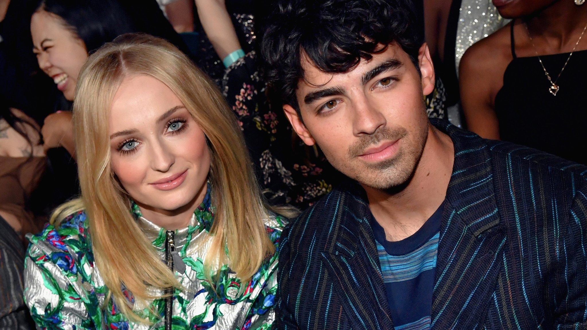 Sophie Turner and Joe Jonas get married in Las Vegas - BBC News