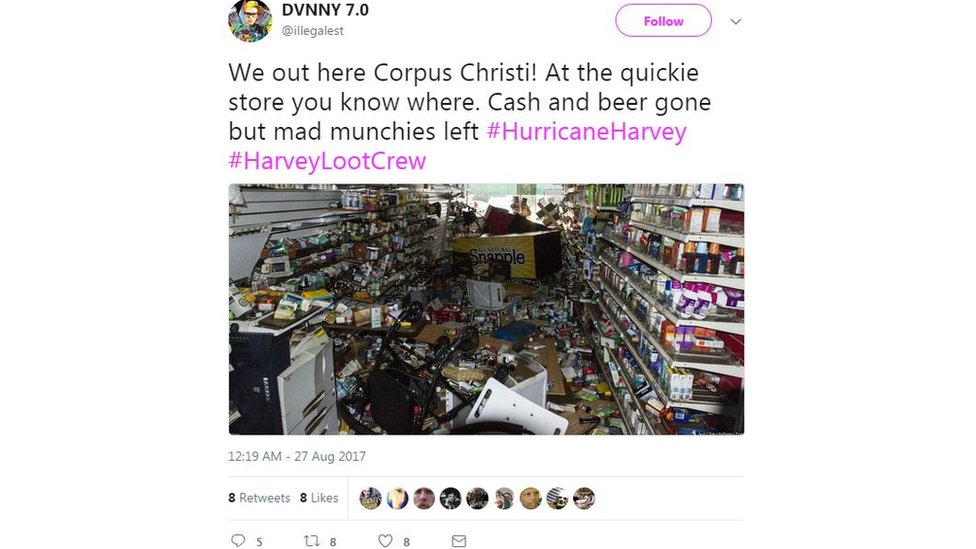 В этом твите утверждается, что показаны повреждения Харви, но на самом деле фотография сделана во время урагана «Сэнди» в 2012 году