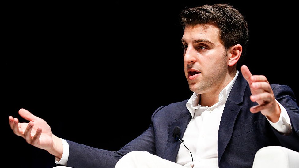 Business still has time to help Afghans - AirBnB boss