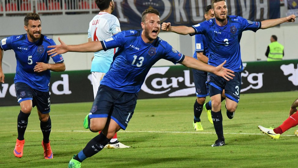 Muchas de las selecciones del mundial alternativo aspiran a seguir los pasos de Kosovo, que pese a no ser reconocida internacionalmente por muchos países, fue aceptada por la FIFA. Jugadores de Kosovo