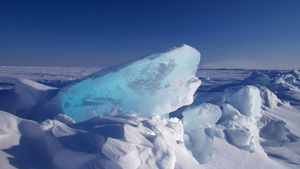 透過新的深度學習技術，科學家現在可以使用衛星全年監測北極海的海冰