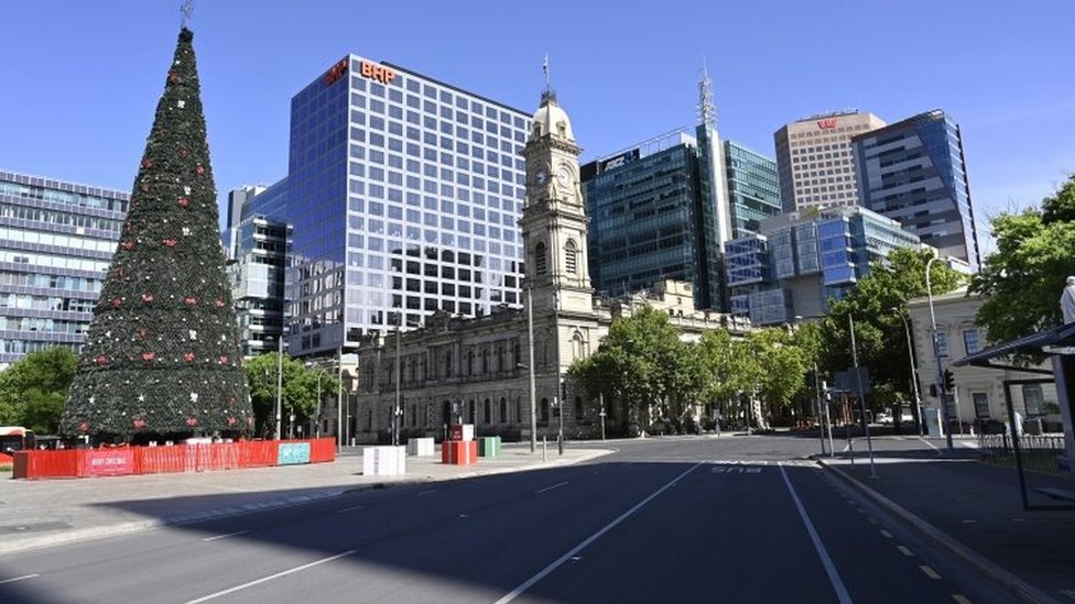 Calle vacía en Adelaide