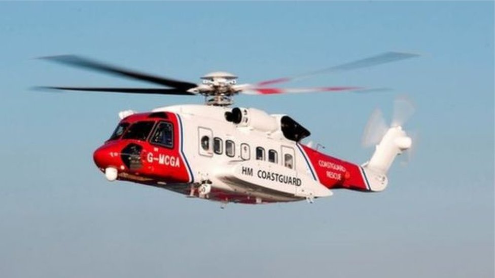 Спасательный вертолет береговой охраны