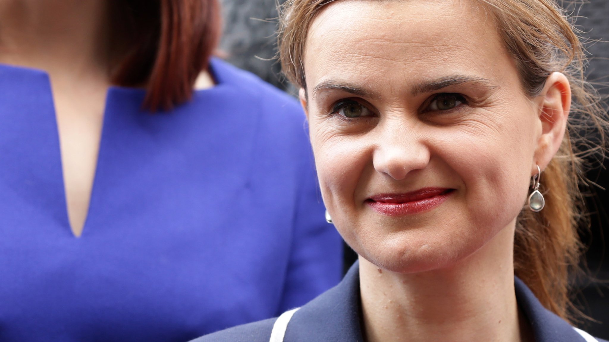 Jo Cox MP dies: Reaction and tributes - BBC News