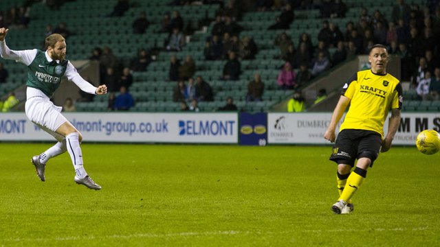 Martin Boyle cracks in the winning goal for Hibernian