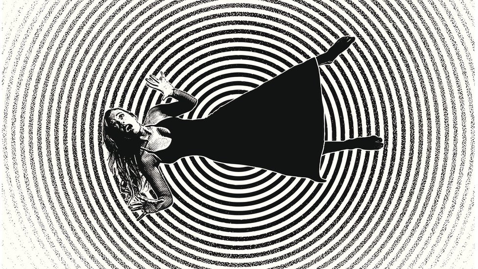 Sin quererlo, te hundes en un hueco negro sin fondo. Mujer en la espiral de la depresión