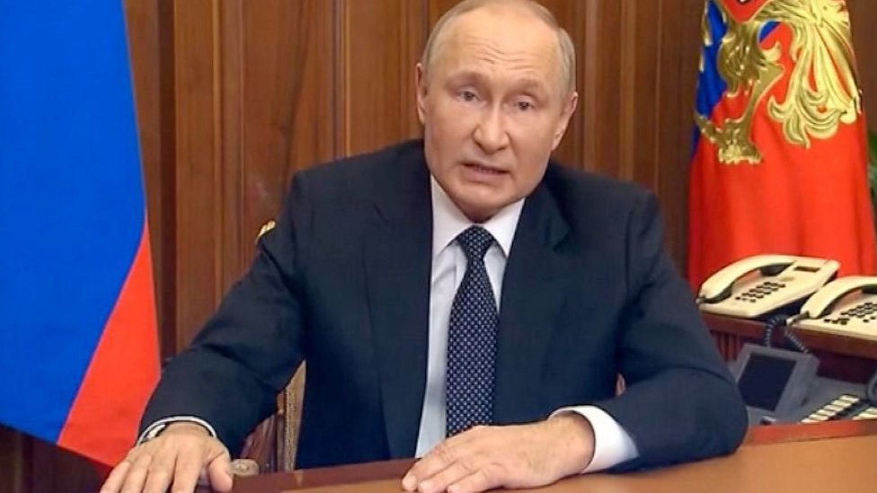 الرئيس الروسي فلاديمير بوتين يعلن التعبئة العسكرية الجزئية اعتبارا من اليوم الأربعاء 21 سبتمبر/ أيلول، للدفاع عن الأراضي الروسية التي يريد الغرب "تدميرها".