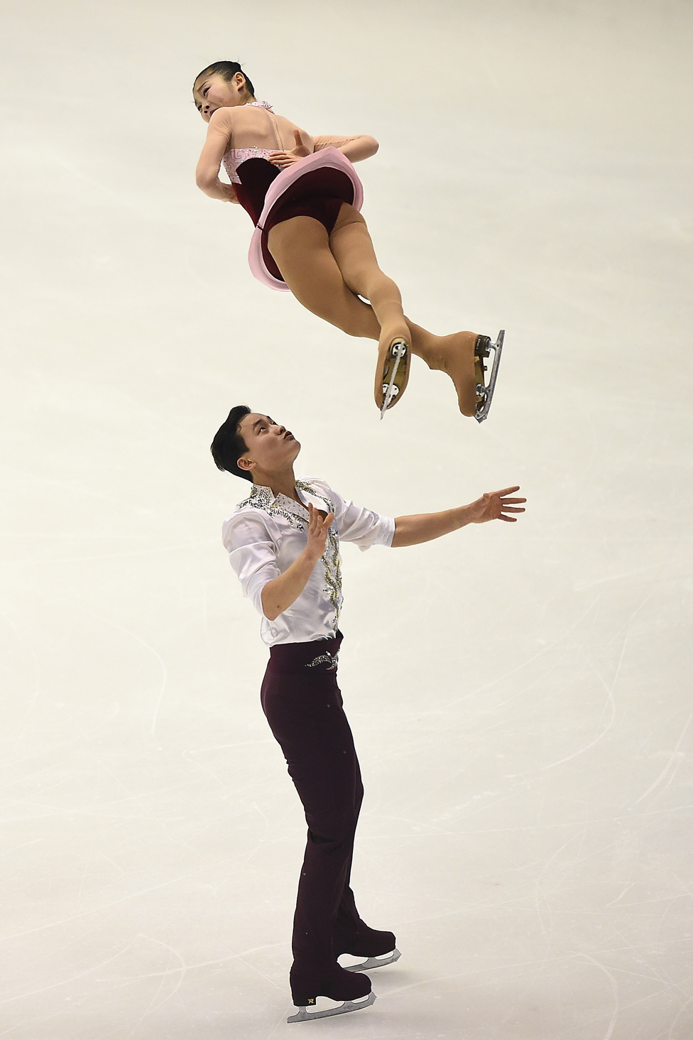 Su brillante actuación en un evento en Alemania le permitió lograr la clasificación a las olimpiadas de invierno. Ryom Tae Ok y Kim Ju Sik