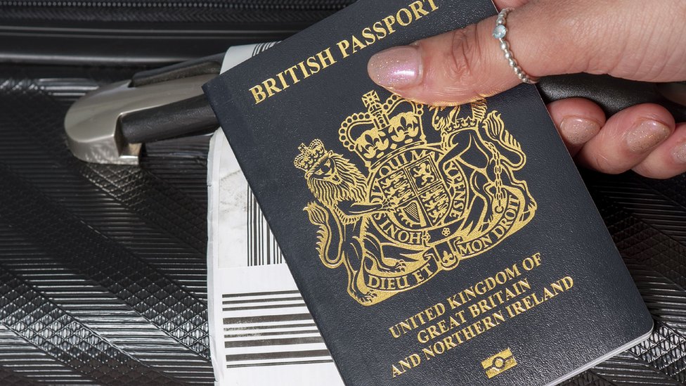 Arrests over 'lookalike' fraudulent passports - BBC News