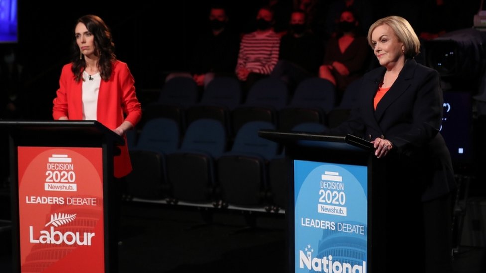 Yeni Zelanda Başbakanı ve İşçi Partisi lideri Jacinda Ardern ve Ulusal Parti lideri Judith Collins