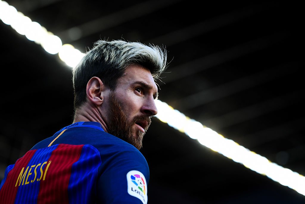 Es verdad que los clubes españoles cuentan con los mejores jugadores del mundo, pero también lo es que muchos de ellos han surgido de las categorías inferiores de sus clubes como Lionel Messi. Lionel Messi