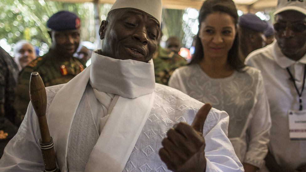 Президент Джамме после голосования в декабре