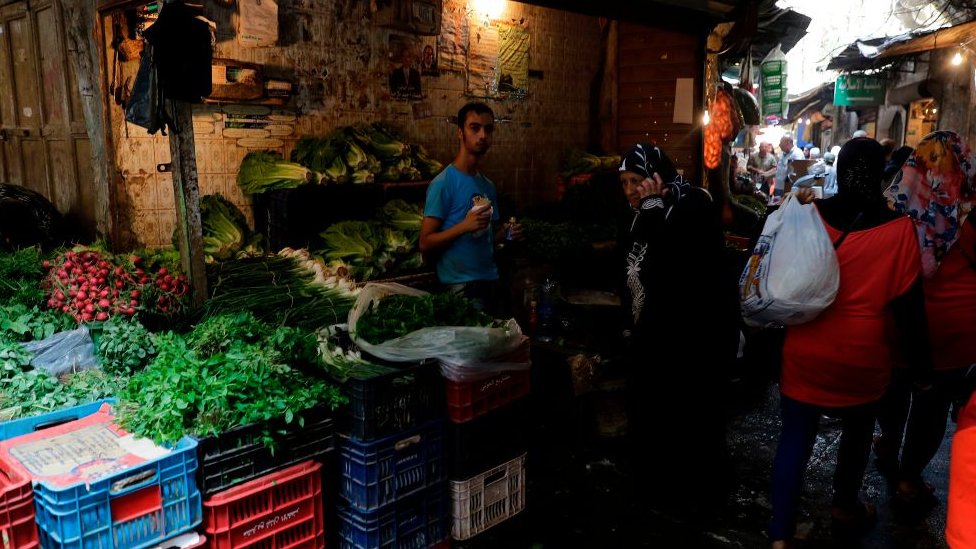 Lübnan'ın Trablus kentindeki bir pazar yeri.