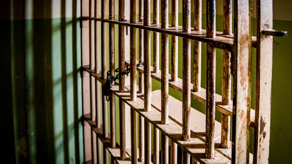 Тюремные бары (фото файла)