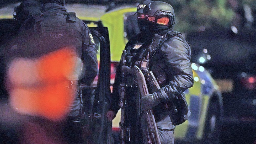 Liverpool'da hastane önündeki patlama sonrası 3 kişi 'terör eylemi' kuşkusuyla gözaltında