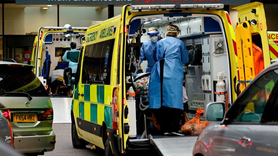 Ambulancia en Reino Unido.