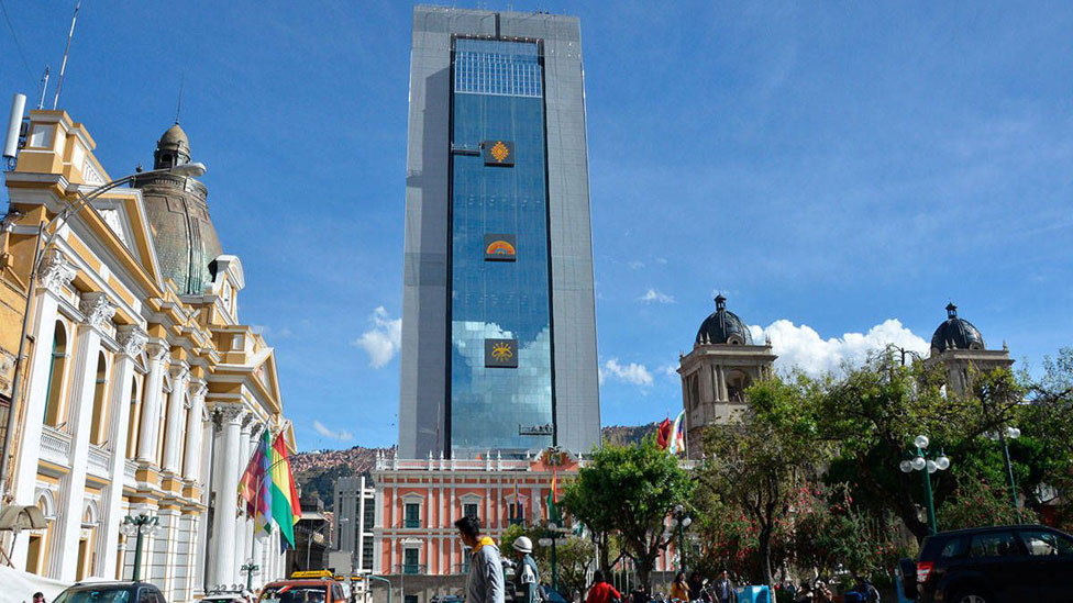 Cómo es la imponente y polémica "Casa Grande del Pueblo", la nueva sede del  gobierno de Bolivia construida por Evo Morales - BBC News Mundo