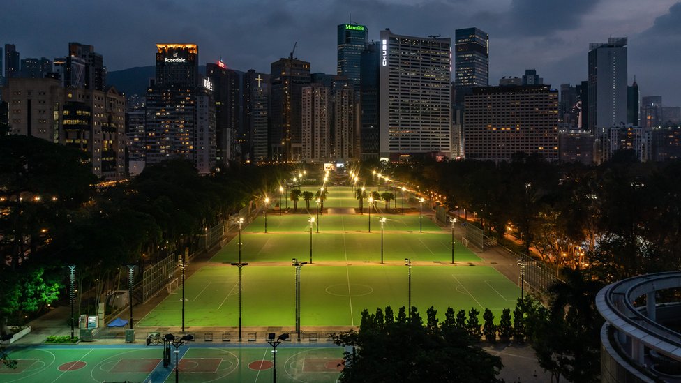 香港警方6月4日封鎖維多利亞公園部份範圍。